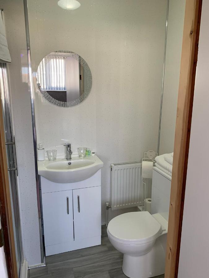 בלקפול Heather Glen. Six Bedroom Home Near The Sea. מראה חיצוני תמונה